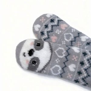 Chaussettes thermiques en jacquard nordique à rayures contrastées pour hommes et femmes, avec doublure en velours et polaire d'agneau, antidérapantes avec grip en silicone, pour la neige et la maison - Product Image 4