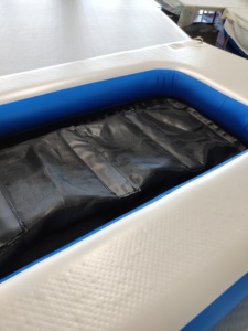 Funworldsport <span class=keywords><strong>Drop</strong></span> Stitch Escaliers de bateau légers gonflables pour chiens d'eau - Product Image 5