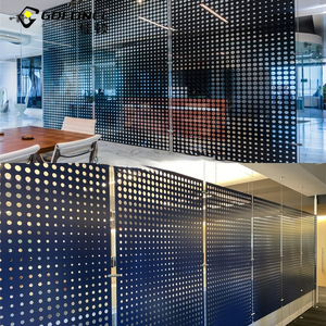 Tùy Chỉnh Nội Thất Nhôm Hợp Kim Riêng Tư Hàng Rào Màn Hình Chống Cháy Kim Loại Khắc Đục Thiết Kế Ngoài Trời Cho Cầu Thang Tùy Chỉnh - Product Image 3