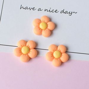 Cabochons plats en résine Série Fleurs pour épingles à cheveux, scrapbooking, bijoux DIY, artisanat et accessoires de décoration - Product Image 3