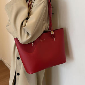 New Arrival 2025 Women Red <b>Tote</b> Bag Simple Fashion Large Capacity Shoulder Handbag Elegant Bridesmaid Purse - Product Image 3