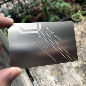 Carte de visite professionnelle en métal NFC Hexin, en acier inoxydable, pour accès VIP, communication professionnelle et gestion des adhésions - Product Image 3