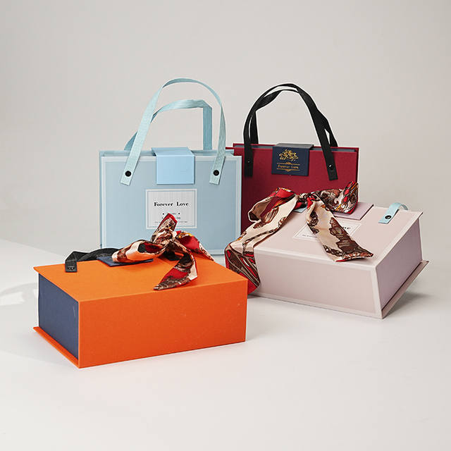 Eco Friendly Matt Orange Eva Lining Magnetic Paper Cardboard Skincare Gift Box Packaging Custom Cosmetic Boxes with Insert