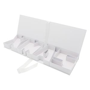 Boîte cadeau de Noël 2025 vide en carton, en forme de lettre, pour aliments, confiseries et charcuterie - Product Image 2