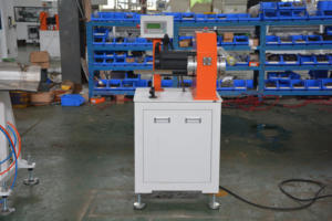 Ligne de production automatique de tuyaux PPR/PPRC, machine à vis, moteur, boîte de vitesses pour l'eau potable, <span class=keywords><strong>chauffage</strong></span> <span class=keywords><strong>central</strong></span>, alimentation en eau chaude/froide - Product Image 4