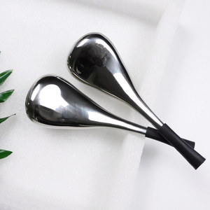 ลูกบอลน้ำแข็งสแตนเลส คริสตัลบอล น้ำแข็งประคบ ลดเลือนริ้วรอย เครื่องมือนวดหน้า ช่วยกระชับผิว - Product Image 5