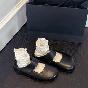 Nuevas Pantuflas Tipo Mule con Punta Cerrada y Suela Gruesa para Mujer 2026, Sandalias Casuales Minimalistas para Exteriores, Zapatos Planos Combinables con Todo - Product Image 1