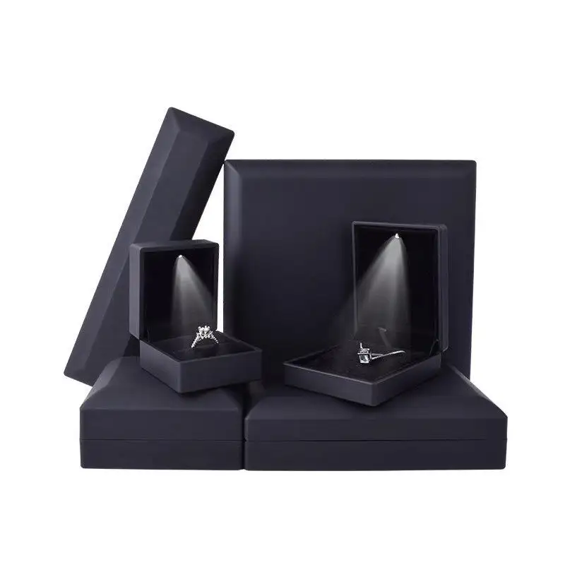 Пользовательские светодиодные Ювелирные изделия витрины серьги ожерелье браслет безделушку коробка для хранения кольца ювелирные изделия упаковочные коробки с подсветкой