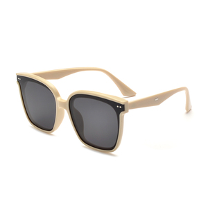 Lunettes de soleil carrées surdimensionnées MS 56003S, monture finement travaillée, branches élégantes et minimalistes, mode toutes occasions, plusieurs couleurs - Product Image 3