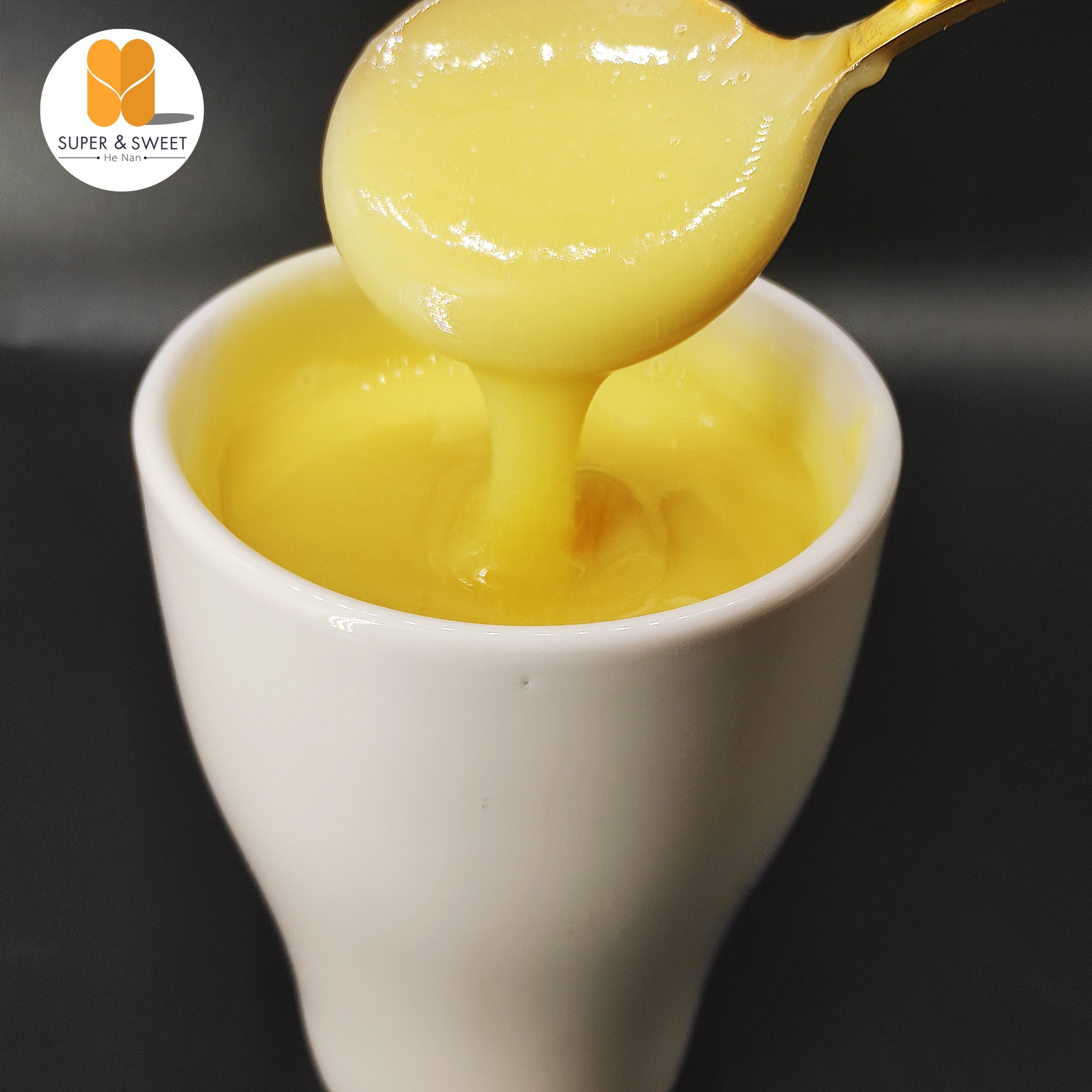 100% organic royal jelly cream royal jelly liquid Pure Fresh Royal Jelly 1.8% 10-HDA 4