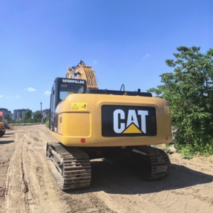 Excavatrice sur chenilles d'occasion CAT320D 20 tonnes du Japon à prix abordable – Équipement de terrassement lourd d'occasion CAT 320D 320GC à vendre - Product Image 3