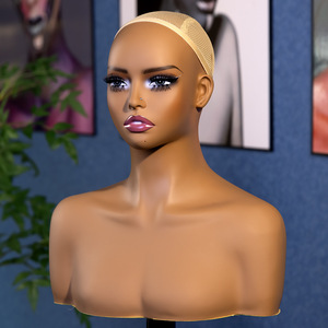 Tête de Mannequin Réaliste en PVC Premium MCY avec Épaules, Peau Mate, Présentoir à Perruques et Bijoux, Prête pour le Dropshipping - Product Image 3