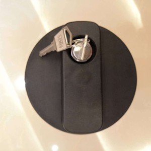 Support de bidon d'huile longue portée 6L 10L 15L 20L 25L 30L avec cylindre de verrouillage et clé, couvercle de réservoir de carburant de rechange en plastique - Product Image 2