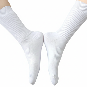 10 Pares de Calcetines Modelo KR 1004 para Hombre y Mujer, de Spandex/Algodón, Largo Medio, Estilo Regular, con Forro de Hueso y Suelas Blancas - Product Image 2