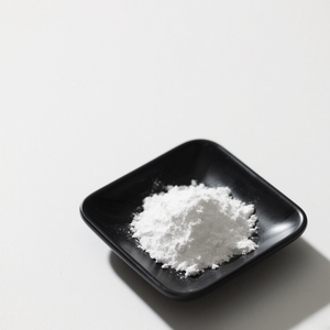 Poudre blanche nanométrique de qualité industrielle Al2O3 oxyde Zro2 (zircone) pour céramique et revêtement d'alumine calcinée