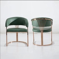 Chaise de salle à manger moderne en acier inoxydable doré, siège et dossier en velours, légère et confortable pour restaurant, mariage, événement, café