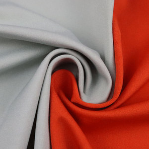 Tela de punto de trama de alta elasticidad personalizada, transpirable, agradable para la piel, tejido de punto con sensación desnuda, telas multifuncionales para trajes de baño de yoga - Product Image 4