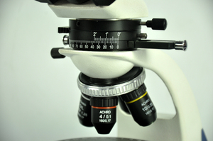 YJ-2005T 실험실 편광 현미경 40X 1600X 삼안 조절 가능 옵션 - Product Image 3