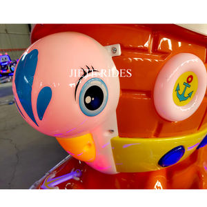 Chine 4-10 places extérieur champ de foire <span class=keywords><strong>petit</strong></span> carrousel manège <span class=keywords><strong>petit</strong></span> touriste <span class=keywords><strong>Manege</strong></span> Enfants Train avec piste à vendre - Product Image 3