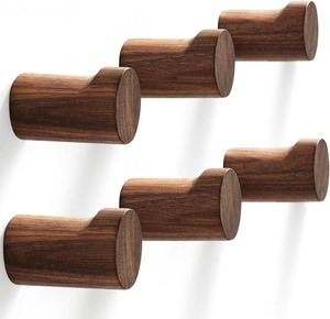 Gancho de Pared de Madera Natural para Colgar Toallas, Ropa y Sombreros, Hecho a Mano, Estilo Rústico - Product Image 1