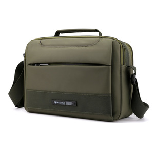 Sac Messager Homme Personnalisé en Tissu Oxford Imperméable, Petit Sac Bandoulière Croisé Tendance – Vente en Gros - Product Image 1