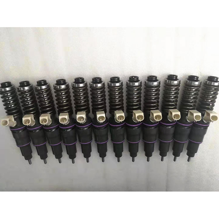 BEBE4D24004 BEBE4D24104 common rail injector 21340614 21371675 injector for For Volvo FH12 FM480 FM520 For Renualt trucks