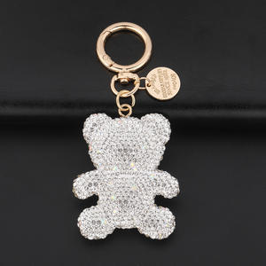 2025 nouveau à la mode nouveau sac pendentif clé de voiture en argile céramique avec diamant ensemble petit ours plein diamant porte-clés prêt à expédier - Product Image 2