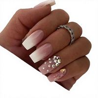 Ensemble de faux ongles glamour 3D à motifs floraux et papillons, ongles en amande ornés de perles, réutilisables, couvrance totale, pour mariage