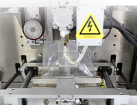 KEFAI Machine verticale multifonctionnelle d'emballage sous vide de briques de riz de 5kg Machine d'emballage sous vide linéaire de granules à 4 têtes