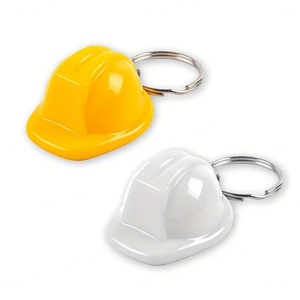 Mini porte-clés casque de chantier jaune et blanc, accessoire en métal en forme de casque de construction pour sac, sac à dos, ou comme breloque de voiture - Product Image 1