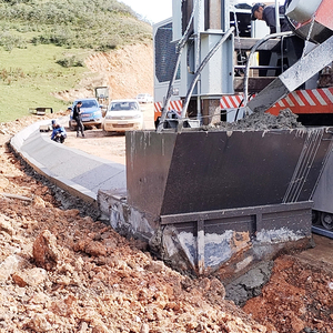 Machine à coulis de bordure sur roues YG20, pavoir de bordure transportable sur remorque pour la construction routière - Product Image 4