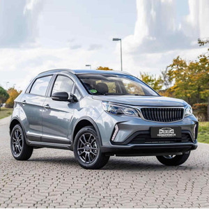Geely Livan X3 Pro gris, 1.5L MT, petit SUV, conduite à gauche, 5 places, NEUF - Product Image 1