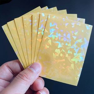Étuis de cartes holographiques en plastique standard personnalisés en gros, 66x91mm, avec fermeture éclair, étui transparent pour cartes de jeu de société pour Yugioh - Product Image 3