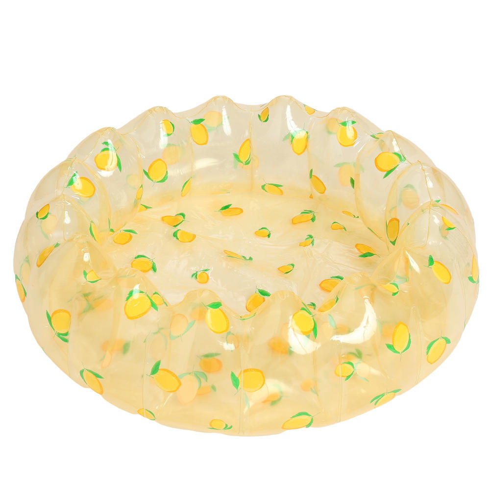 Piscine transparente en dentelle en forme de citron