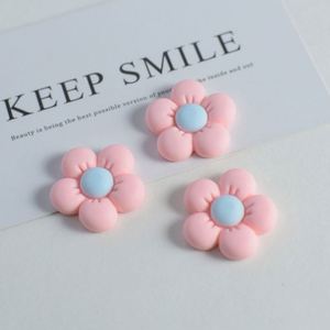 Cabochons plats en résine Série Fleurs pour épingles à cheveux, scrapbooking, bijoux DIY, artisanat et accessoires de décoration - Product Image 4