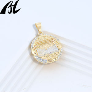 قلادة C-785 منحوتة بدقة على شكل مادونا وزخارف قوطية، ترمز للضوء الإلهي والنقاء، هدية للإيمان المسيحي الكاثوليكي - Product Image 5