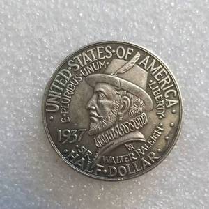 Riproduzione della Moneta Commemorativa USA da Mezzo Dollaro 1937, Isola Roanoke, Sir Walter Raleigh, Placcata in Argento - Product Image 4