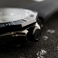 Montre-bracelet de luxe OEM de haute qualité en quartz, avec bracelet en silicone et PC, étanche, verre haute dureté, affichage sportif, mode et affaires