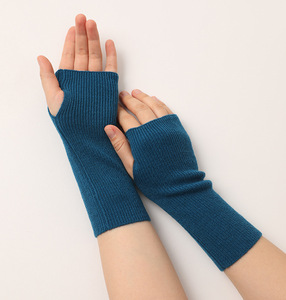 Mitaines en laine à excellente rétention de chaleur, de haute qualité, 100% laine mérinos, mitaines chaudes tricotées pour l'hiver pour femmes - Product Image 5