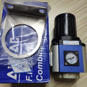 Regulador de Presión AirTac GR40015F1 con Manómetro para Uso Industrial - Product Image 1