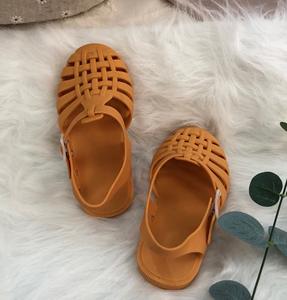 Оптовая продажа с фабрики, роскошные пляжные летние детские сандалии-желе на плоской подошве для девочек - Product Image 3