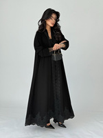 Cardigan Abaya élégant pour femme en laine noire, design personnalisé, manches évasées longueur ras du sol, broderie dentelle de Dubaï, idéal pour l'Aïd