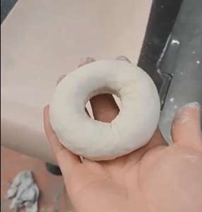 Máquina Automática Comercial para Formar Bagels, Formadora Industrial de Masa para Donuts - Product Image 4