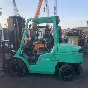 Precio de fábrica Carretilla elevadora usada de 3,5 toneladas Mitsubishi FD35NT Japón Original Carretillas elevadoras diesel de 3,5 toneladas <span class=keywords><strong>FD35</strong></span> FD30NT - Product Image 2