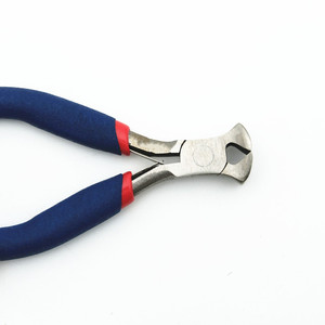 Pince coupante YTH de 4 pouces, mini pince coupante, pince à retirer les clous, fonction de coupe de fil, outil professionnel pour la fabrication de bijoux, réparation de chaussures - Product Image 5