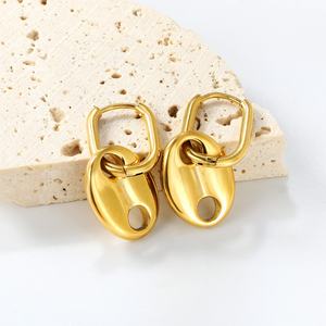 Pendientes de Aro con Diseño de Nariz de Cerdo, Pendientes Únicos de Acero Inoxidable para Mujer, Joyería Chapada en Oro de 18K, con Circonita y Perla de Agua Dulce - Product Image 5