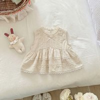 Nouvelle Collection Été 2026 : Ensemble Vêtements Bébé Fille Style Doux et Adorable – Haut Chemise Dentelle, Gilet et Short à Volants