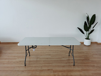 Table pliante portable en plastique HDPE de 180 cm (6 pieds) pour le camping en plein air et les repas en jardin