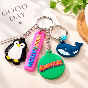 Ensemble de porte-clés mignons en PVC 3D avec pingouin, baleine et étiquettes d'aventure inspirantes - Product Image 3