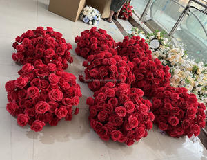 ดอกกุหลาบผ้าไหมเทียมสีเบอร์กันดี จัดเรียงรูปทรงกลม สำหรับงานแต่งงาน วันวาเลนไทน์ ตรุษจีน คริสต์มาส - Product Image 2